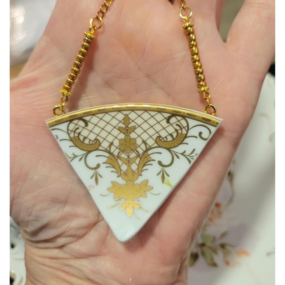 Broken China Royal Scotland Gold & White Handcrafted Pendant Necklace